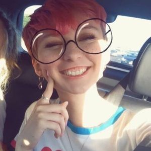 Meet your Posher, Anna